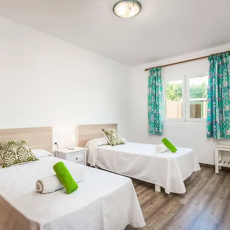 Paula * Punta Prima (Menorca)